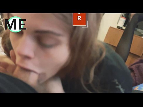 ❤️ Кур за грло, искинати гаќички и искинати штикли убаво да се запознаат Порно видео на порно mk.com-pornzog.ru ﹏